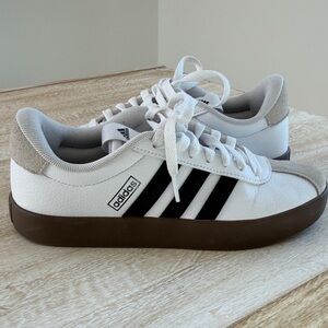 ADIDAS COURT SNEAKERS: women’s size 7